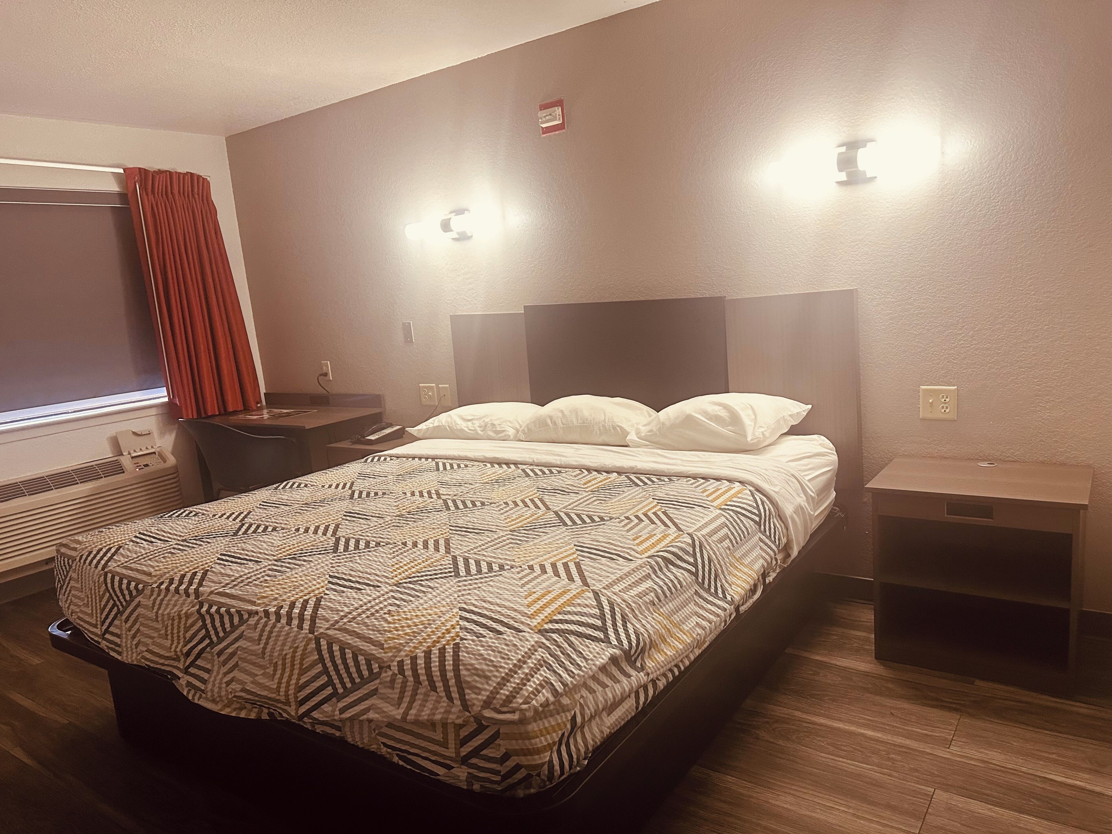 Wi-Fi de cortesia, roupa de cama