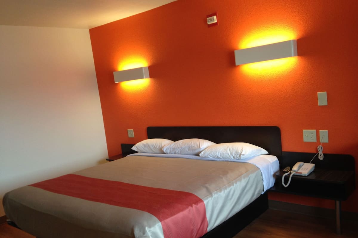 Wifi gratis y ropa de cama