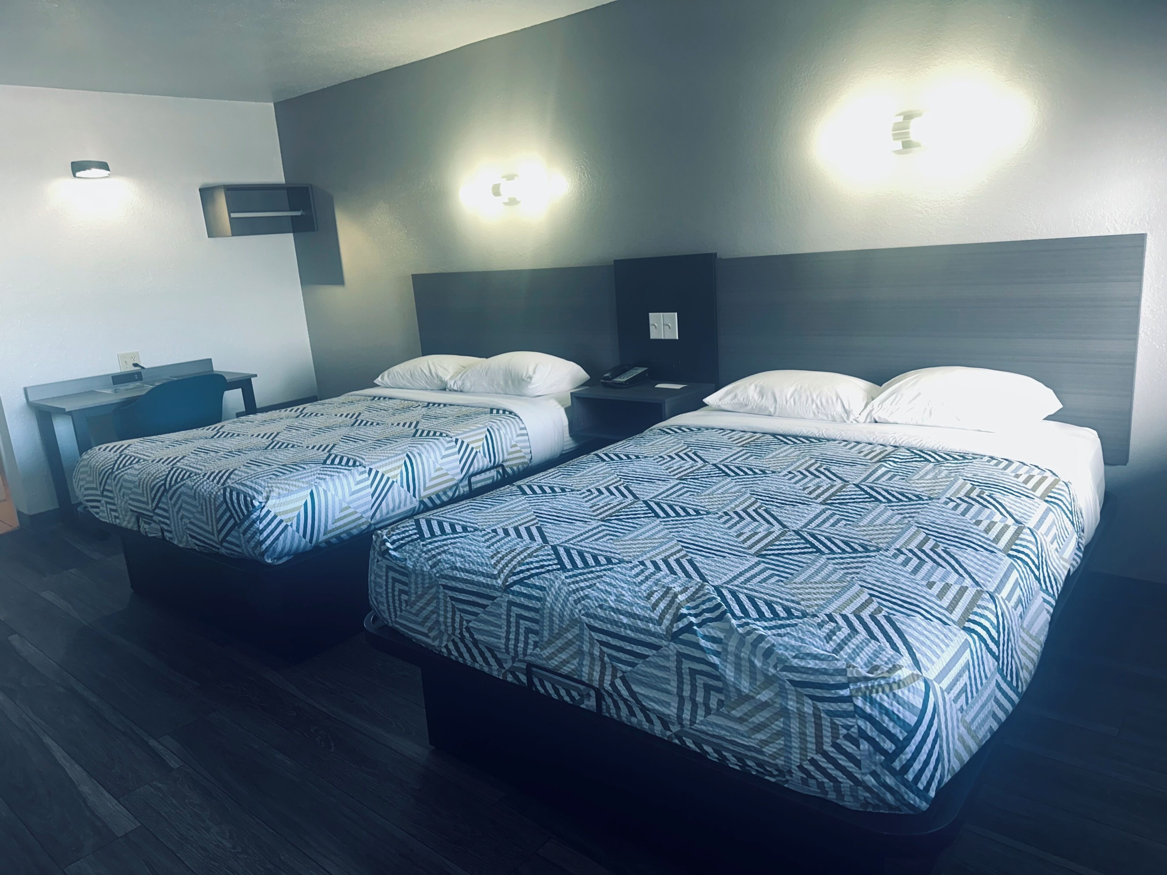 Wi-Fi de cortesia, roupa de cama