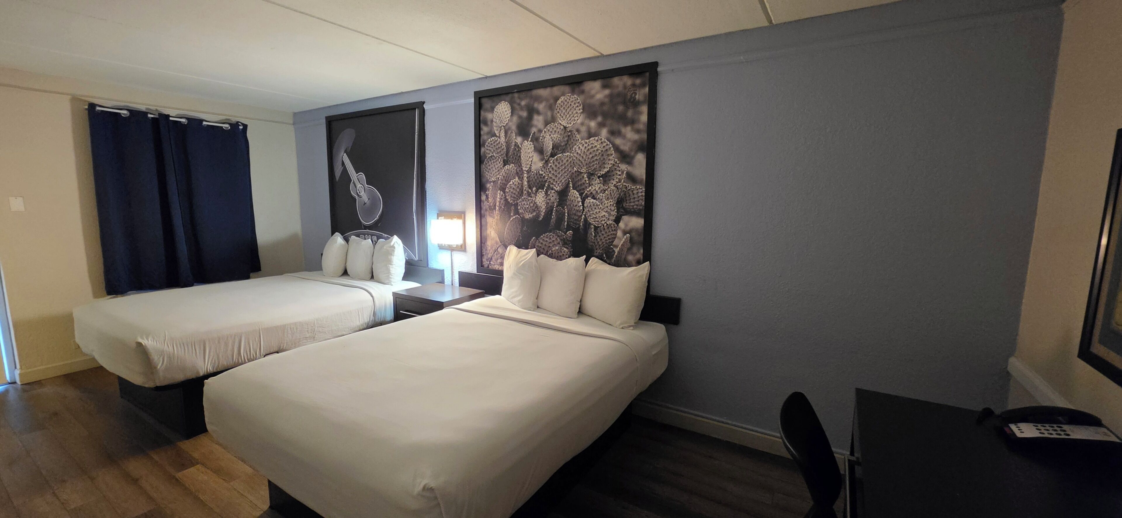 Photo - Super 8 by Wyndham Austin South / I-35