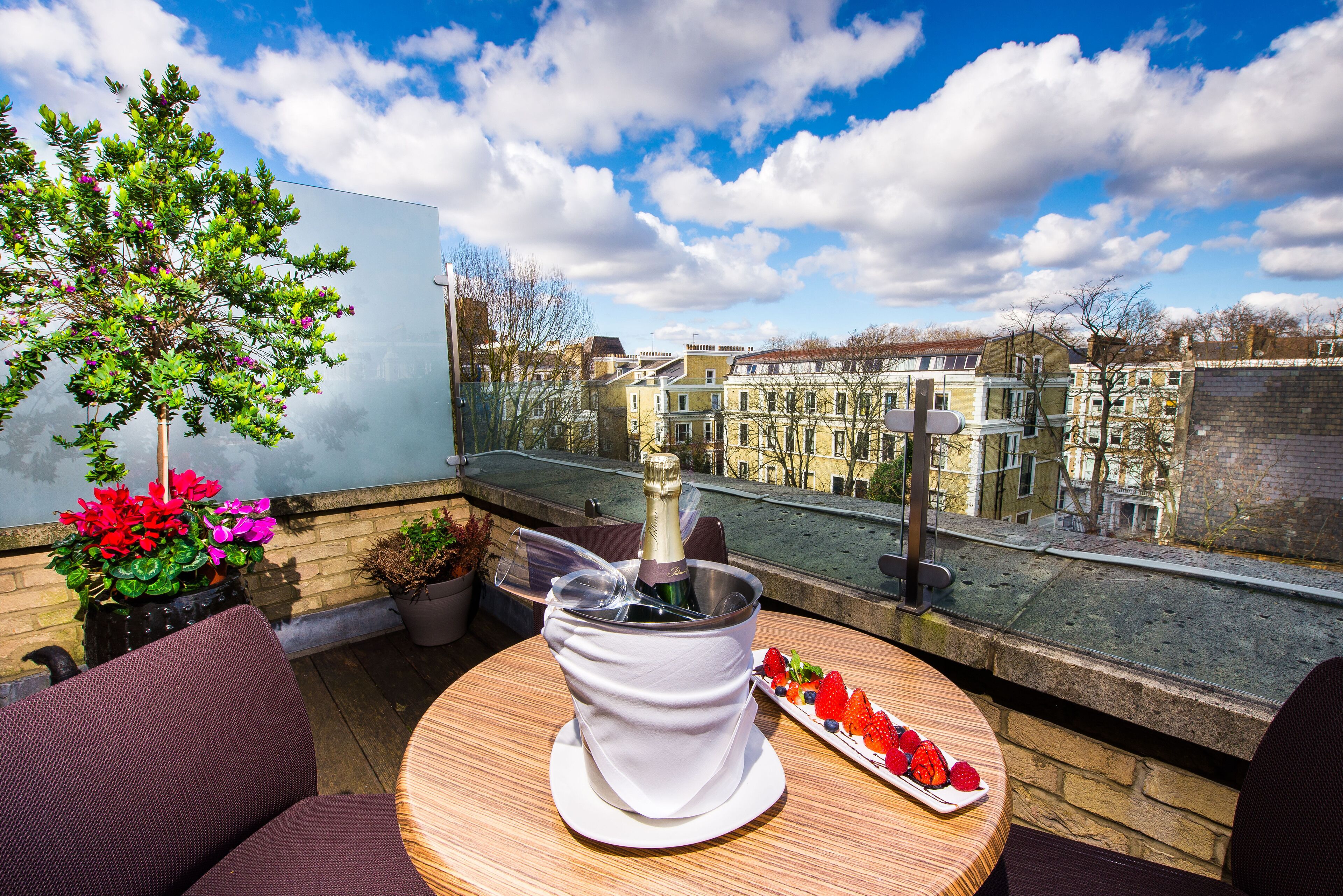 Studio, 1 queensize-seng, terrasse | Utsikt fra rommet