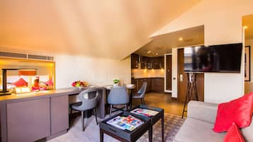 Studio, 1 queensize-seng, terrasse | Eget kjøkken | Kaffetrakter/tekoker