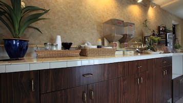 Free continental breakfast