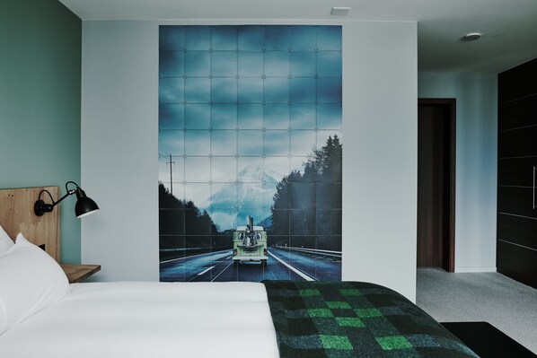 Roupas de cama premium, edredons de pluma, frigobar, cofres nos quartos