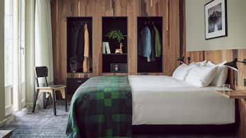 1 bedroom, premium bedding, down duvets, minibar