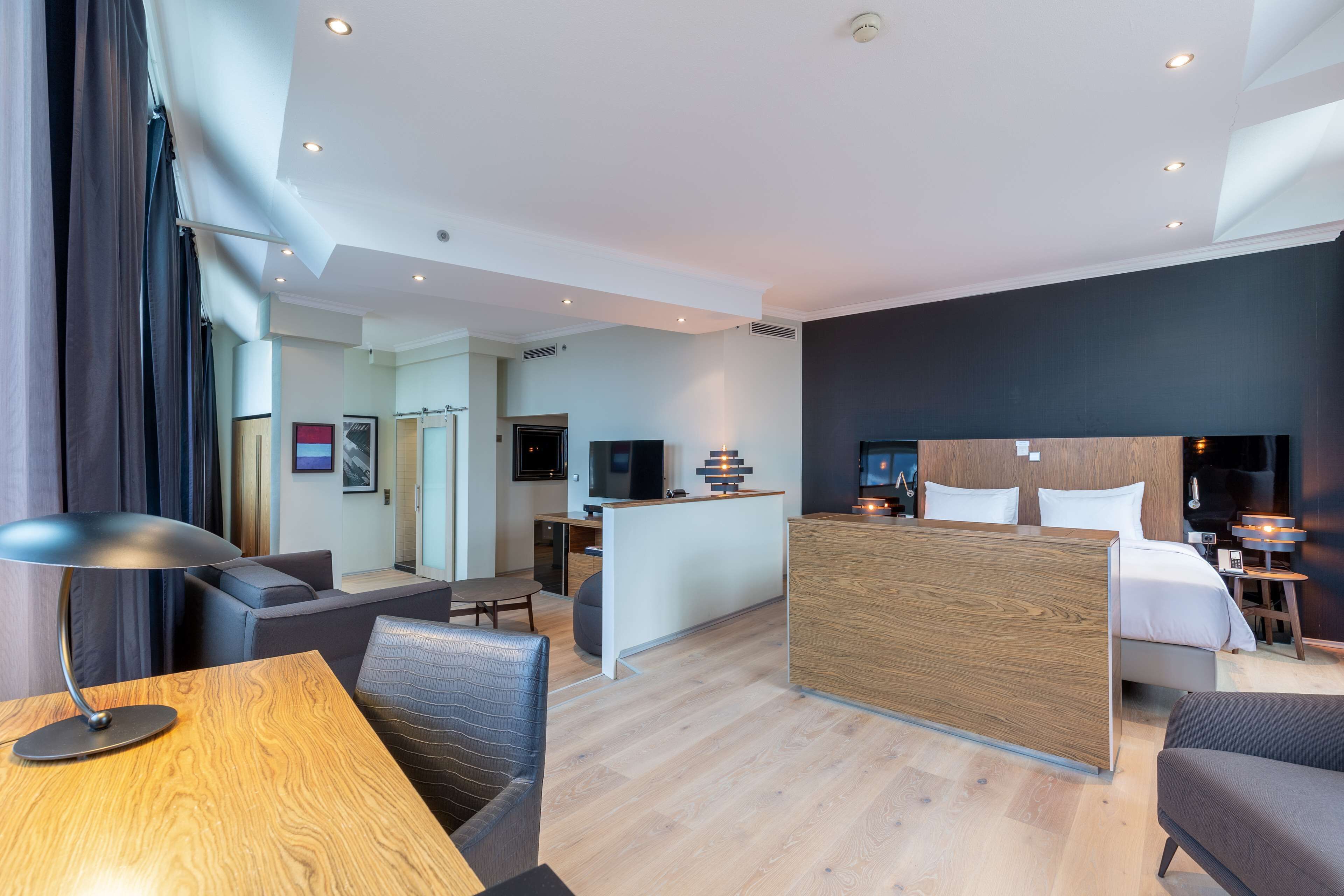 Suite, Kanalblick (Amsterdam)