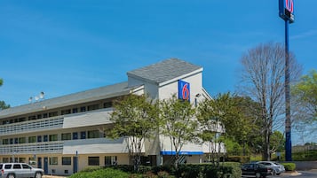 Bagian depan properti