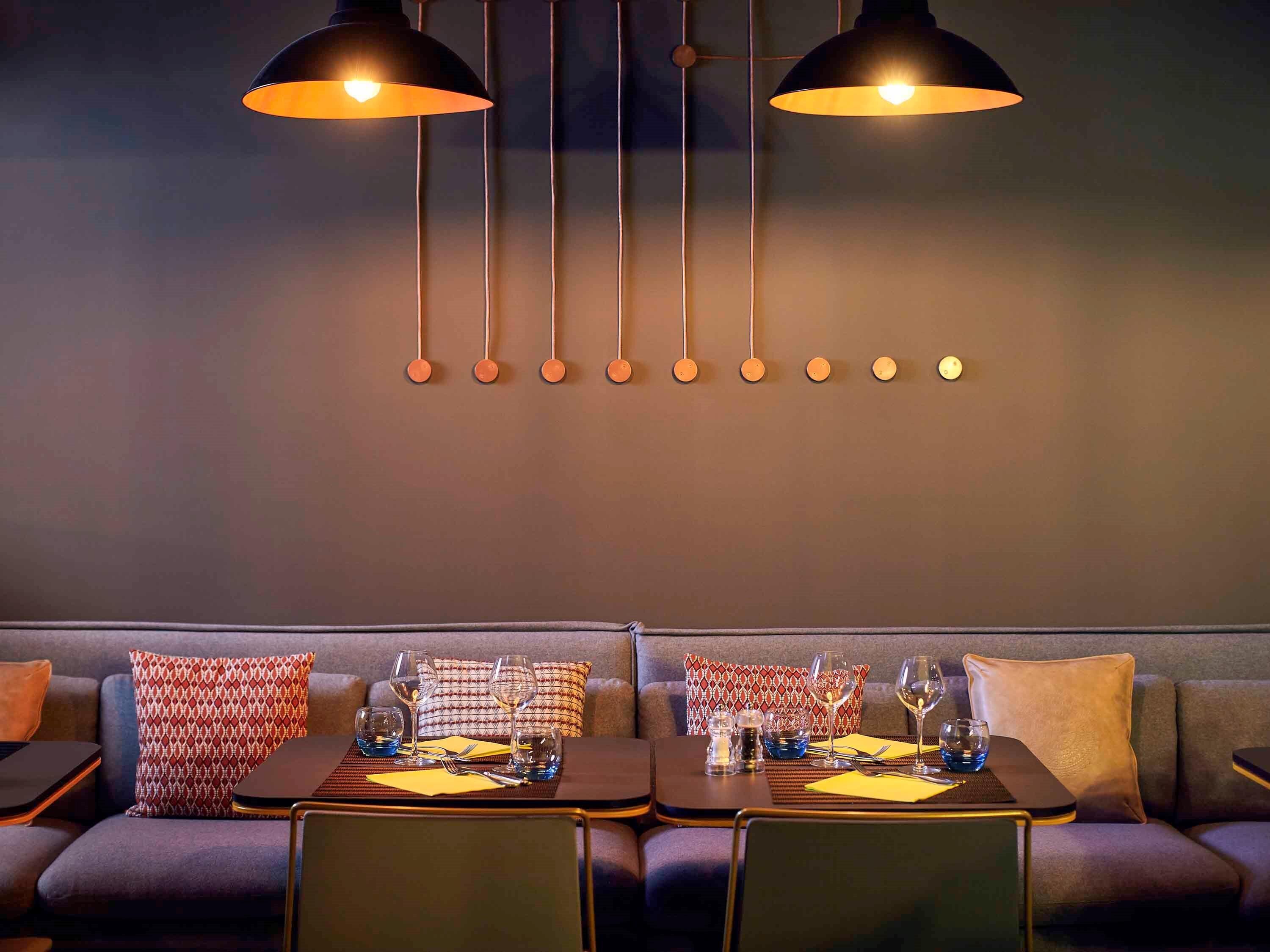 breakfast, lunch, dinner served; french cuisine