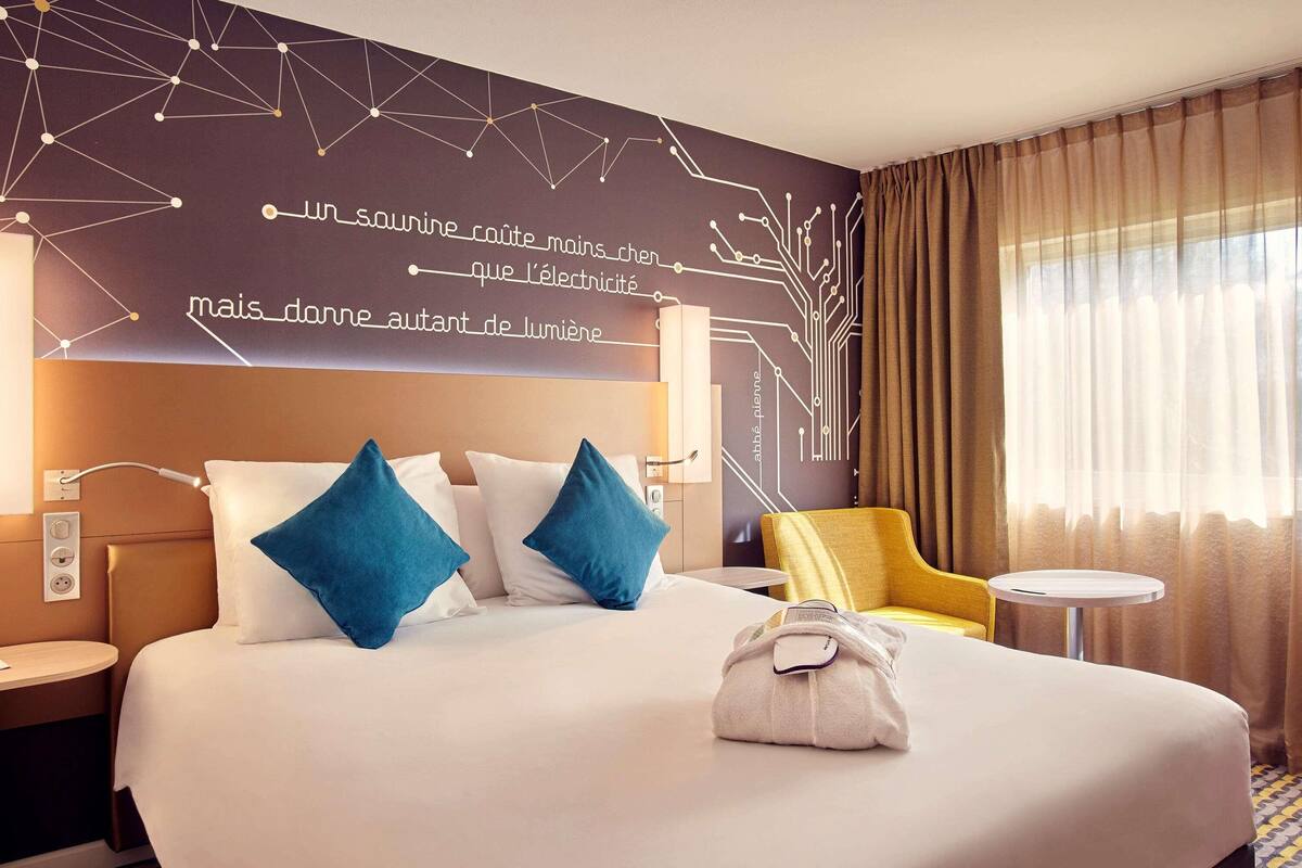 Privilege, Quarto, 1 cama de casal | Roupas de cama premium, cofres nos quartos, escrivaninha