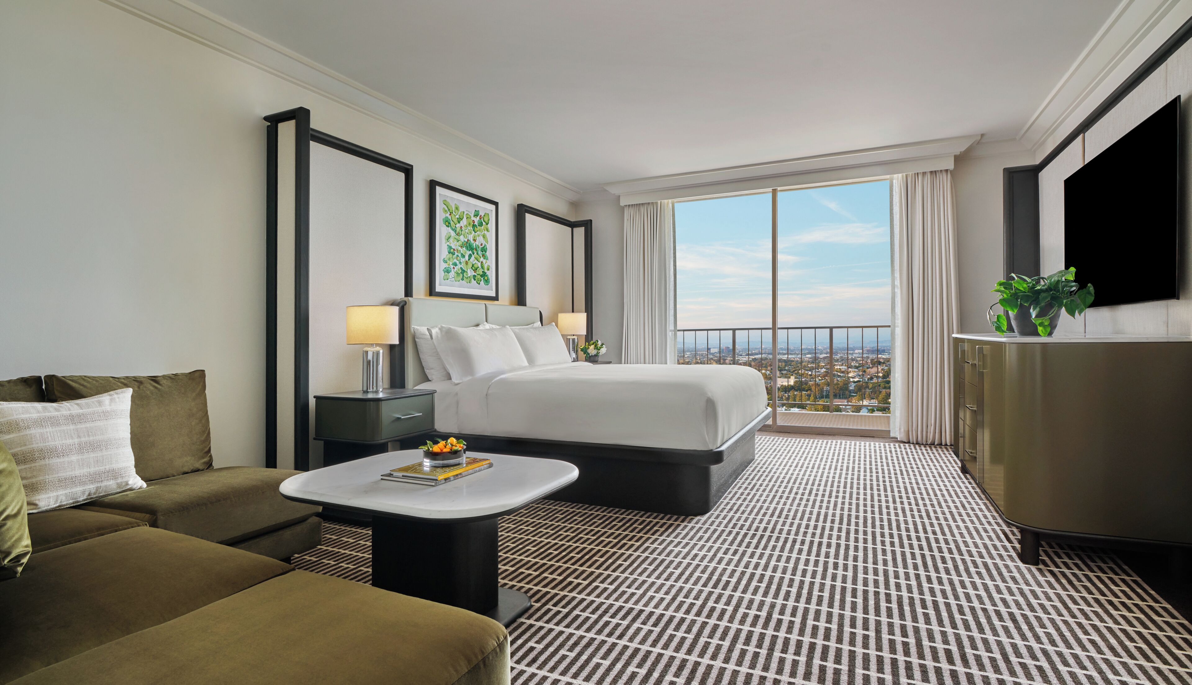 Deluxe Suite, 2 Bedrooms (Skyline | King) | Frette Italian sheets, premium bedding, down comforters, pillowtop beds