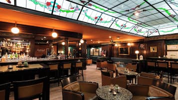 Bar (in der Unterkunft)