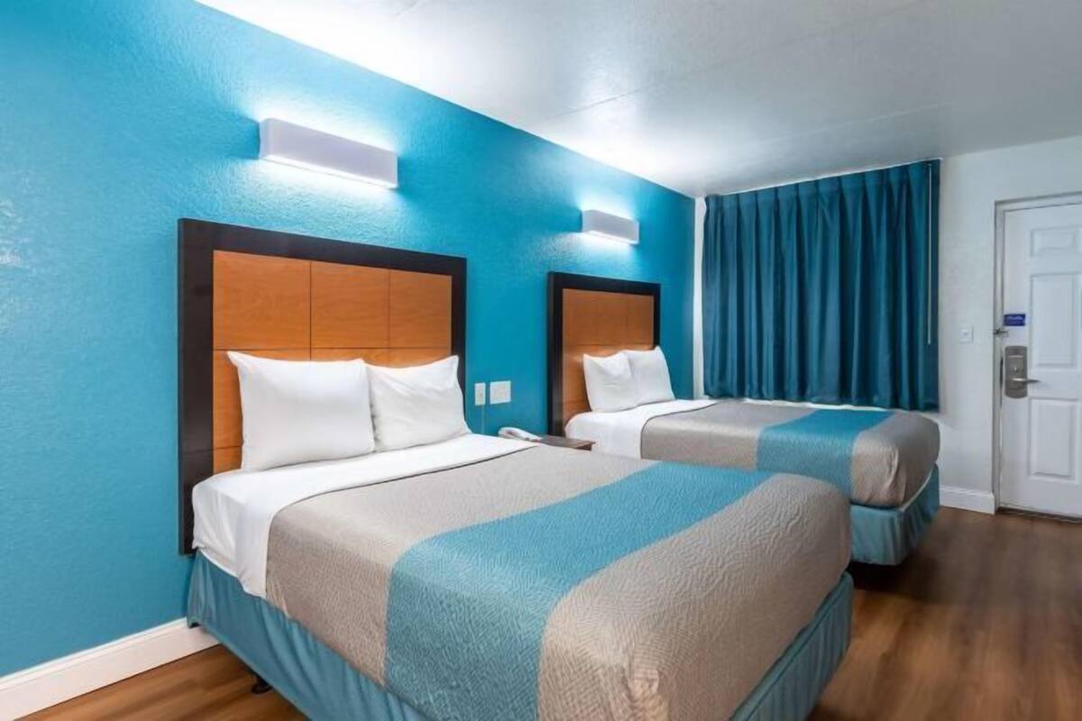 Blackout drapes, WiFi (free), bed sheets