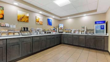 Free daily continental breakfast