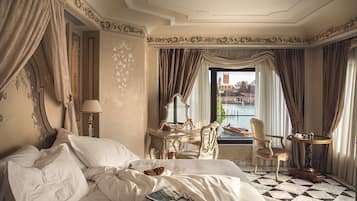 Suite (Palladio) | Ropa de cama hipoalergénica, edredón y minibar
