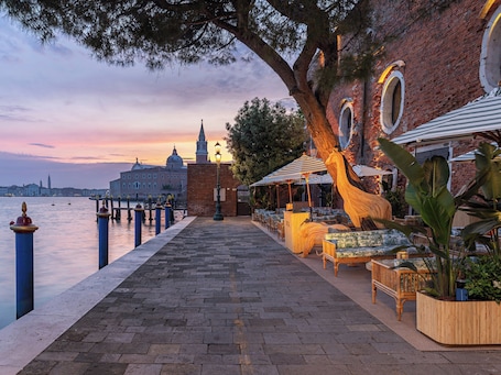 Lobby lounge. Hotel Cipriani, A Belmond Hotel, Venice