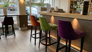 Bar (en la propiedad)