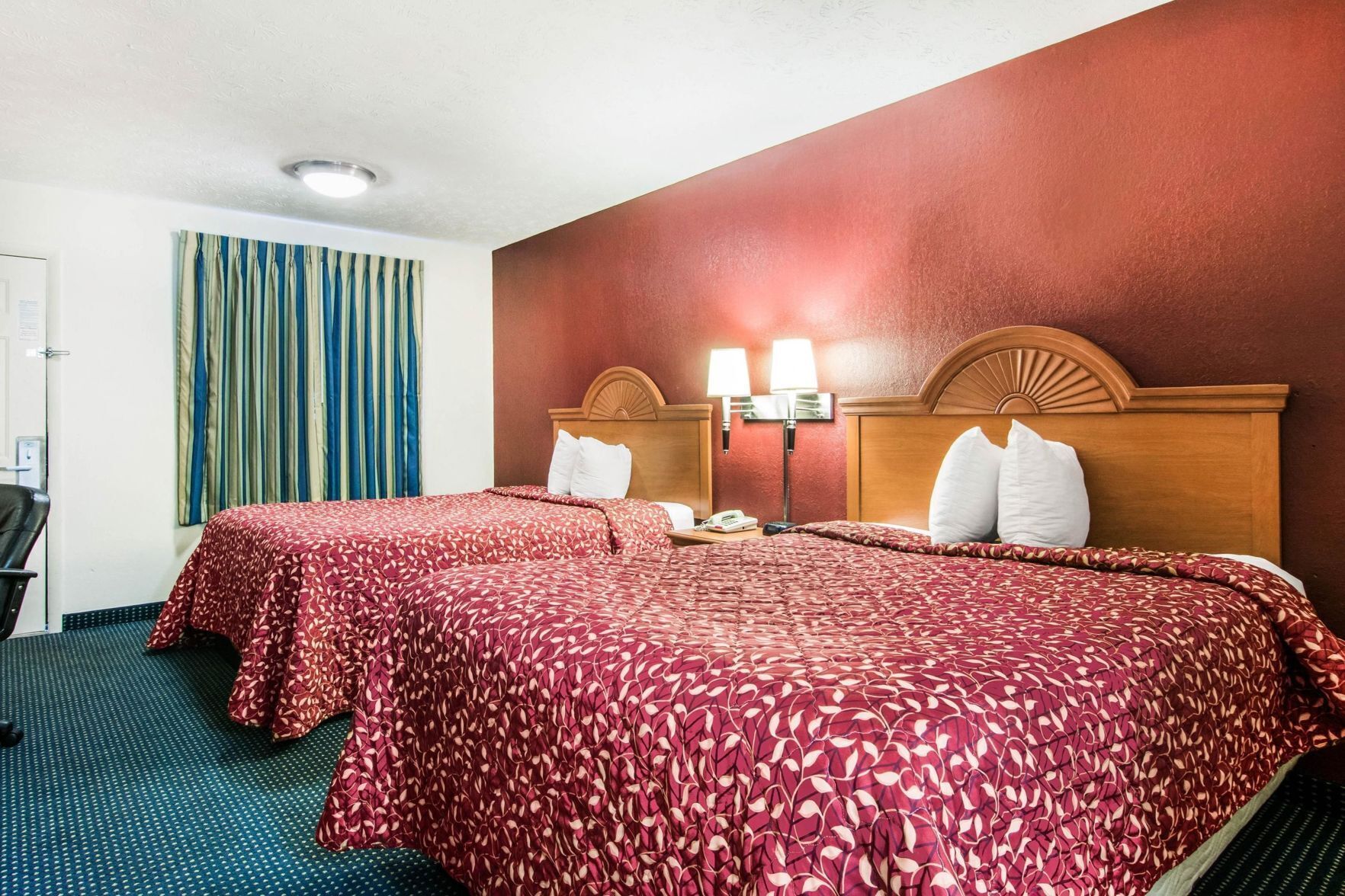 Free WiFi, bed sheets, alarm clocks