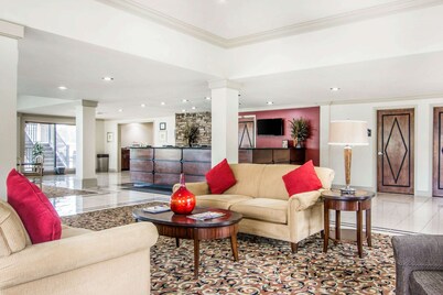 Rodeway Inn La Grange East