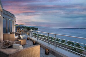 1 bedroom, premium bedding, pillow-top beds, minibar - Hotel President Wilson, A Luxury Collection Hotel, Geneva (Geneva)