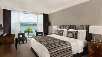 1 bedroom, premium bedding, pillow-top beds, minibar