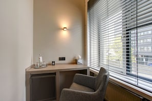Economy-Doppelzimmer | Minibar, Zimmersafe, schallisolierte Zimmer, kostenloses WLAN
