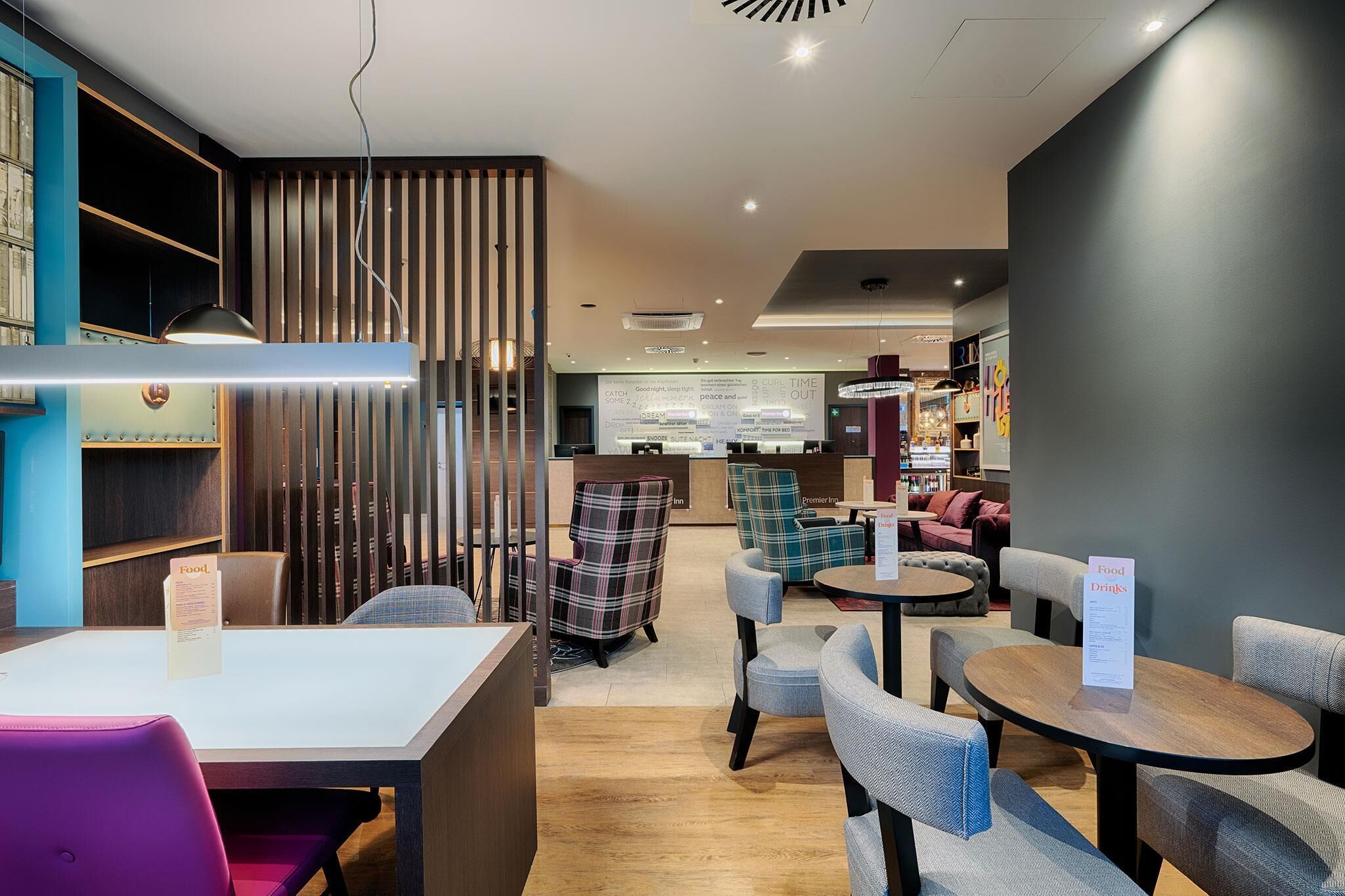 Foto - Premier Inn Koeln City Centre Hotel
