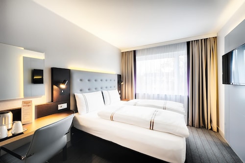 Premier Inn Köln City Centre
