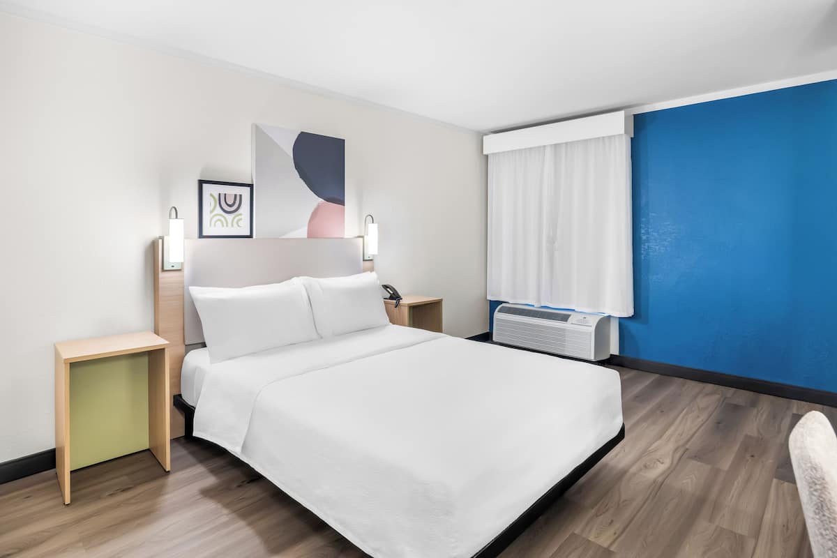 1 Schlafzimmer, Schreibtisch, laptopgeeigneter Arbeitsplatz