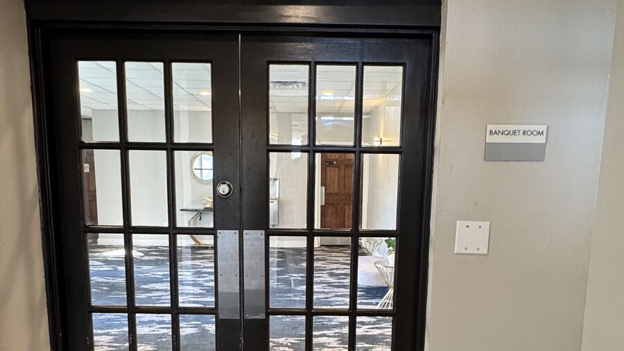 Clarion Inn & Suites Dothan South