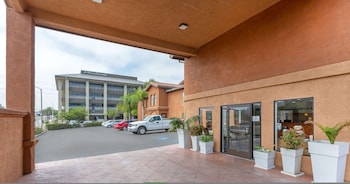 Quality Inn & Suites Oceanside near Camp Pendleton