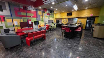 Café da manhã continental grátis todos os dias