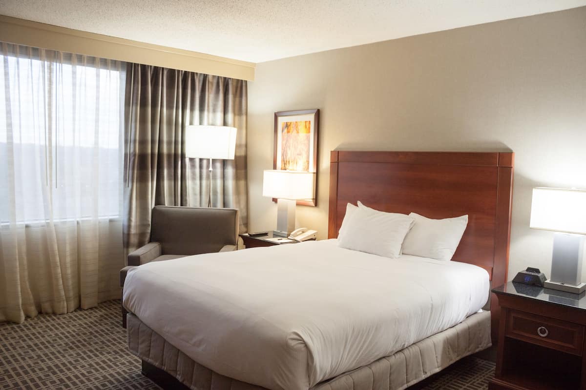 1 bedroom, hypo-allergenic bedding, in-room safe, desk