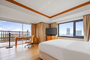 Σουίτα (Duplex) | Μίνι μπαρ, χρηματοκιβώτιο στο δωμάτιο, γραφείο, σίδερο/σιδερώστρα 