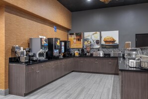 Free continental breakfast 