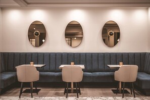 Lobby - The Savoy Hotel on Little Collins Melbourne (Melbourne)