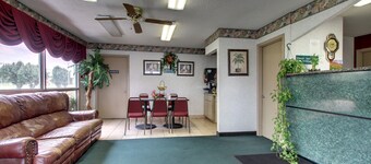 Key West Inn - Montgomery