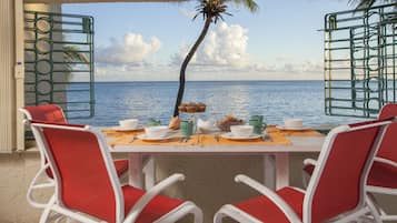 Condo, 2 Bedrooms | Outdoor dining