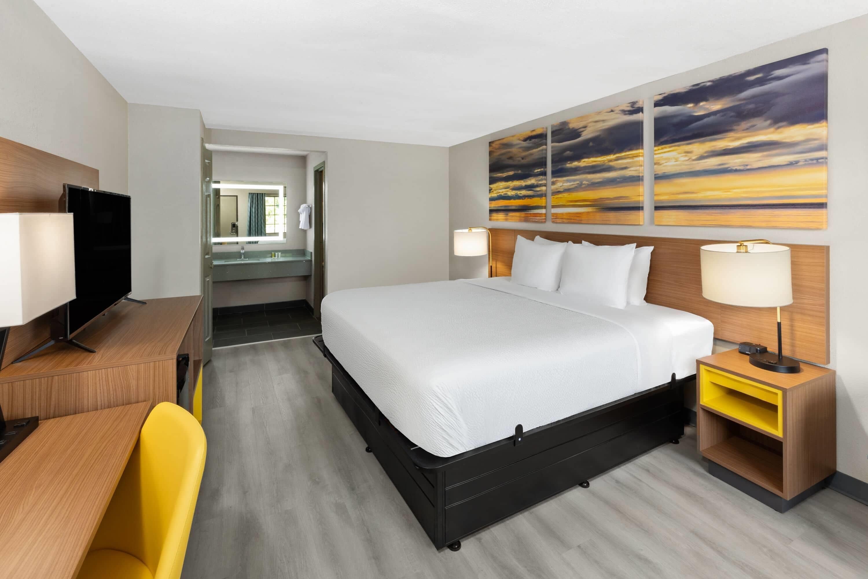 Bureau, espace de travail pour ordinateur portable