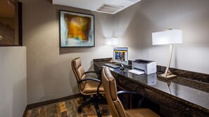 Business center - Best Western Shenandoah Inn (Newnan)