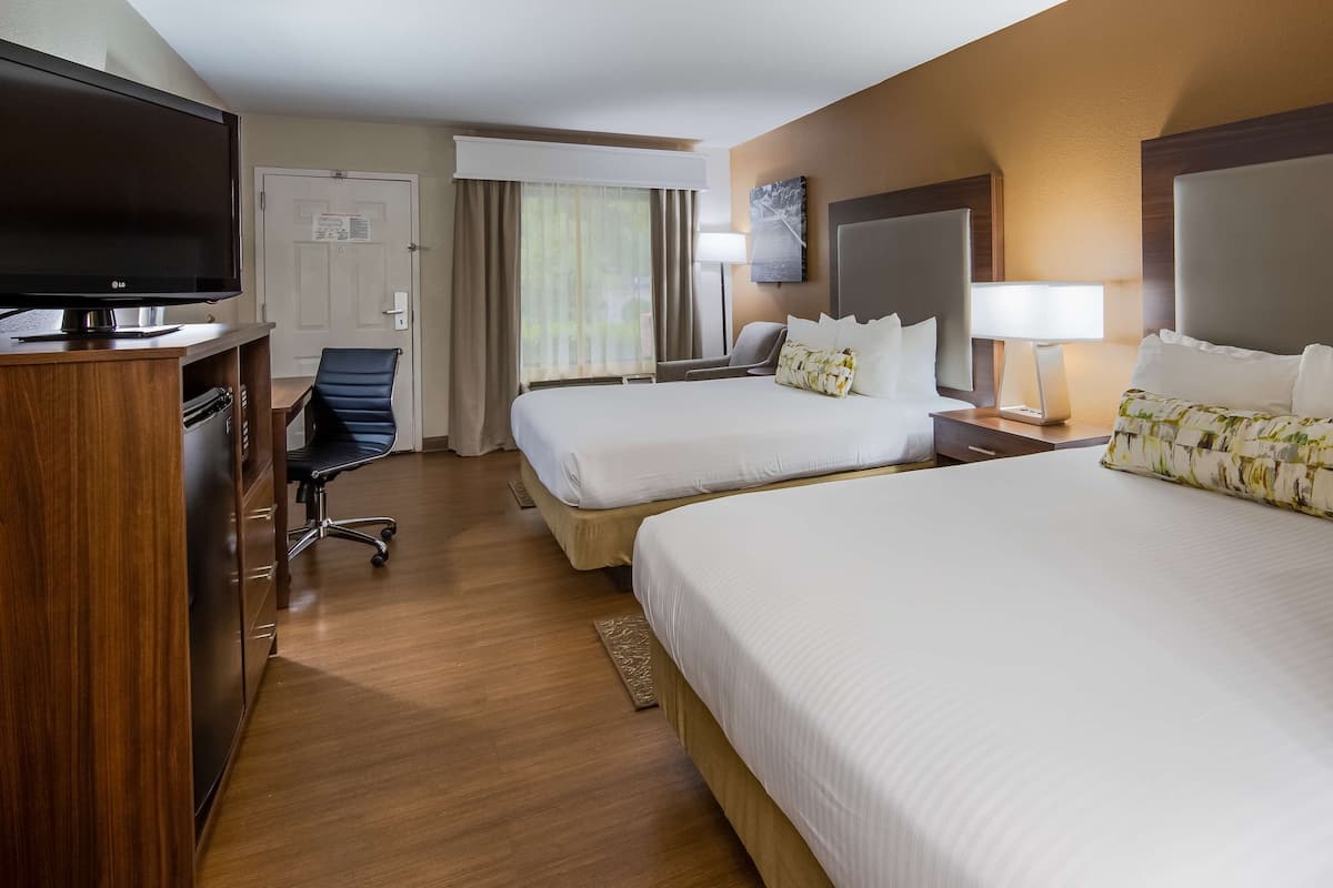 Standard Room, 2 Queen Beds, Non Smoking, Refrigerator & Microwave