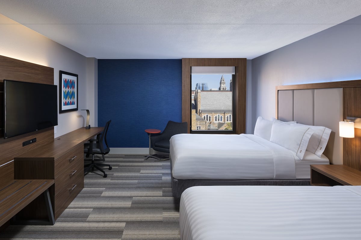1 bedroom, premium bedding, pillowtop beds, in-room safe