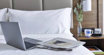 Holiday Inn Express Nashville Downtown - Broadway by IHG