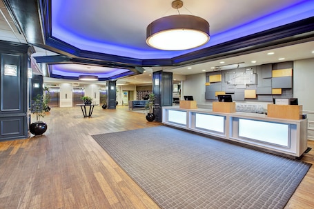 Exterior. Holiday Inn Express Nashville Downtown - Broadway by IHG