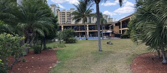 Travelodge by Wyndham Fort Myers North