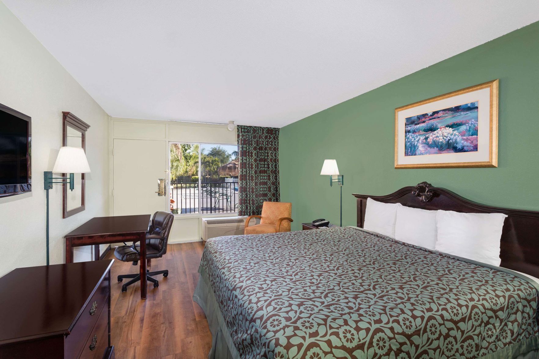 In-room safe, desk, blackout drapes, soundproofing