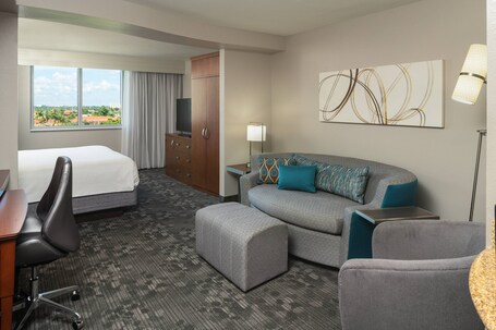 Courtyard by Marriott Miami Airport - Image 39