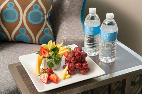 Courtyard by Marriott Miami Airport - Image 29