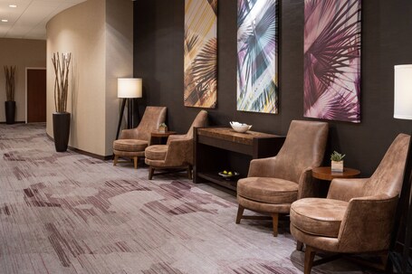 Courtyard by Marriott Miami Airport - Image 38