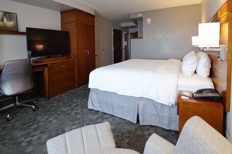 Courtyard by Marriott Miami Airport - Image 24