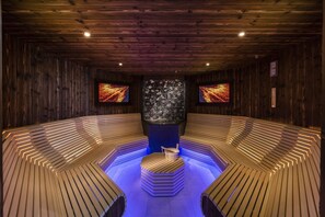 Couples treatment room(s), sauna, steam room, Turkish bath/hammam